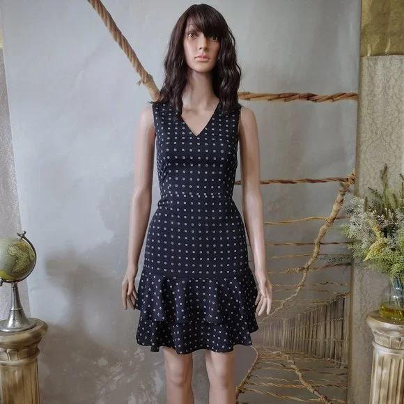 how to iron a linen dress Sinea - Black Wrap Neck Maxi Dress